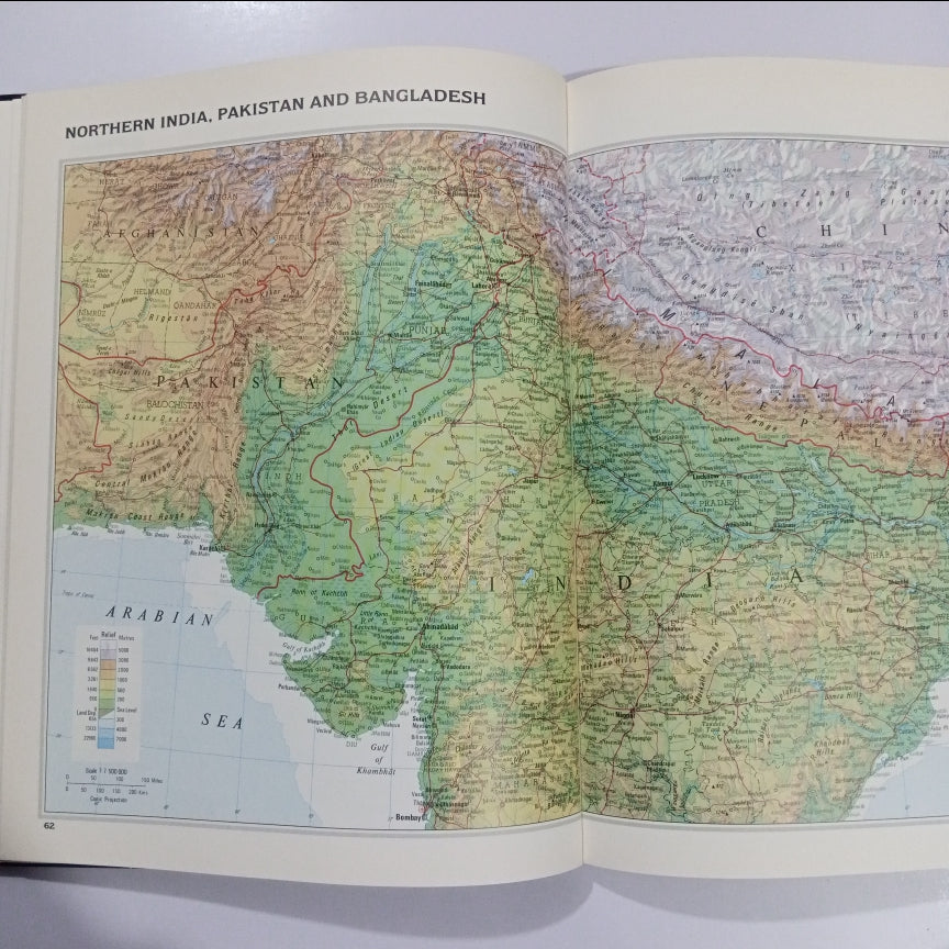 Collins ATLAS of the World (Preloved)