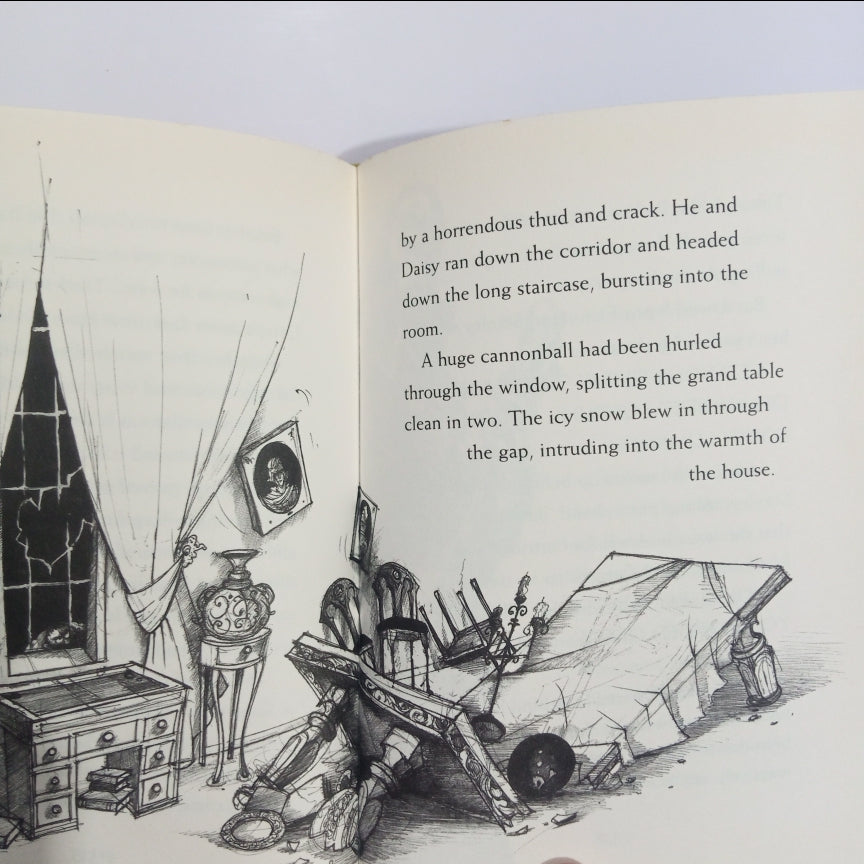 Something Wickedly Weird - The Icy Hand (Preloved)