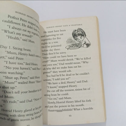 A Giant Slice of Horried Henry 3 Books in 1 (Preloved)